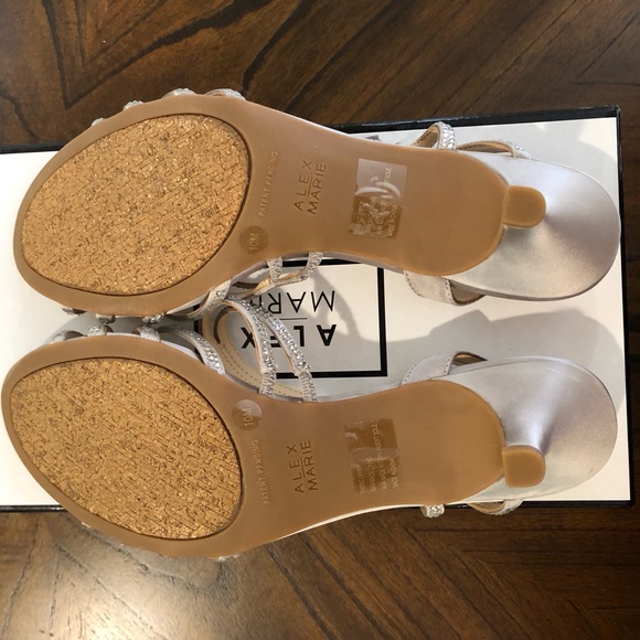 ALEX MARIE Layona Strappy Rhinestone Kitten Heels Sz. 10M Silver/Lt Grey ❤️ - Picture 6 of 10